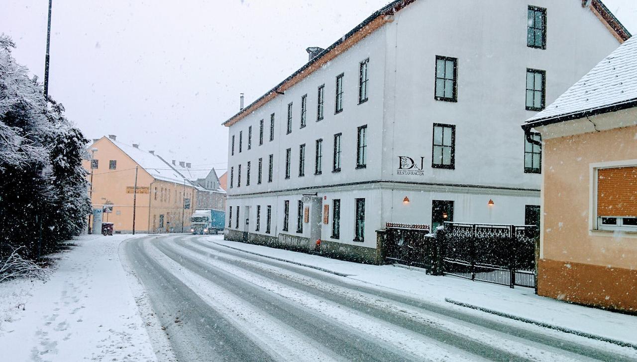 Residence Meljska Марибор Екстериор снимка